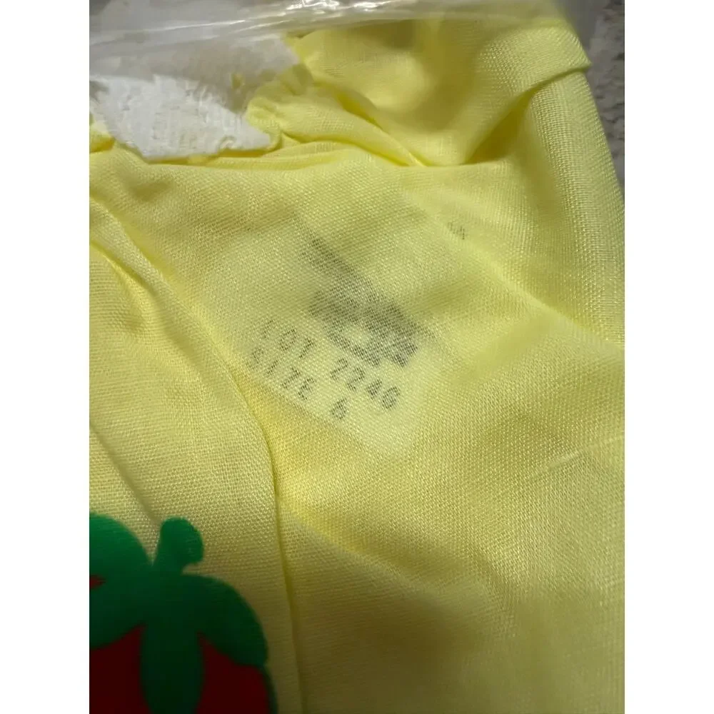 Strawberries Sleepwear 2-Piece Pajama Set Yellow NOS Size 6